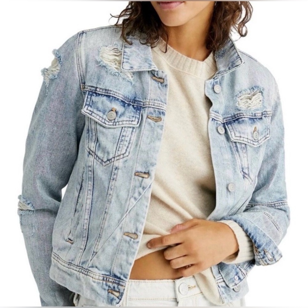 Free People Rumors Denim‎ Jacket in Light Blue Wash Distressed Detailing Size: L